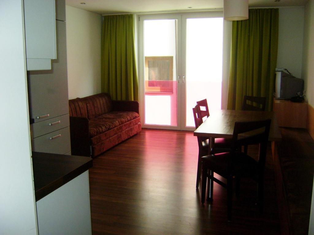 Almandin Apartments 이스크글 객실 사진