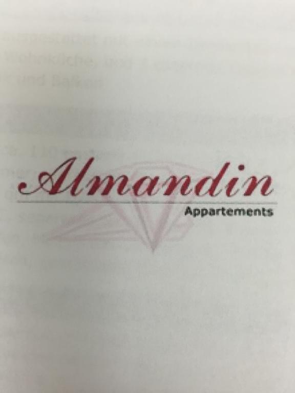 Almandin Apartments 이스크글 객실 사진